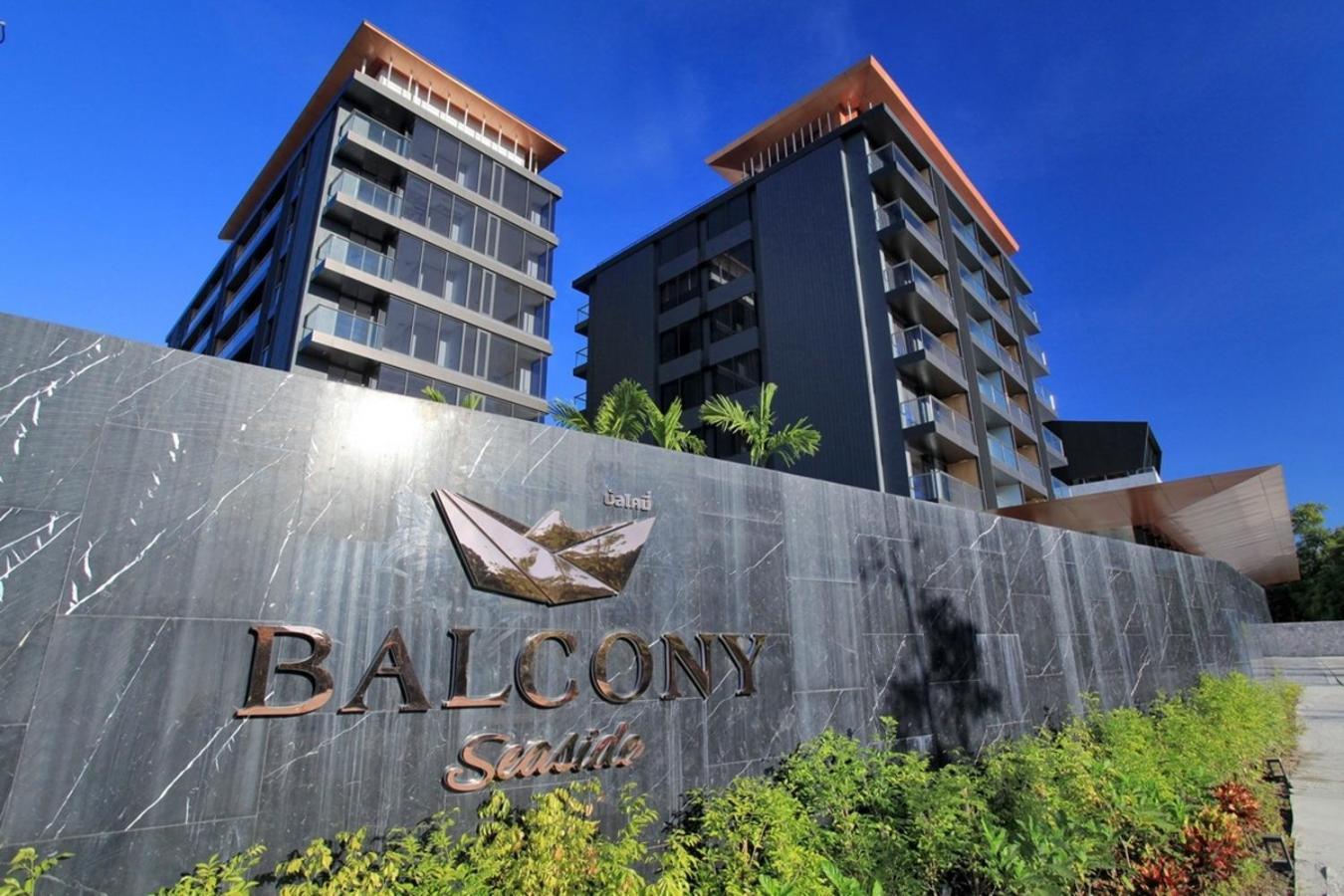 Balcony Seaside Sriracha Hotel & Serviced Apartments Si Racha Extérieur photo